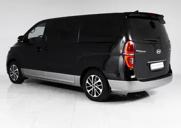Hyundai Grand Starex Вид 4
