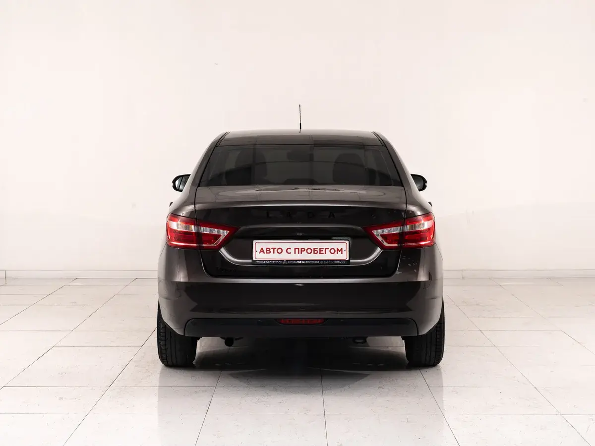 Lada Vesta