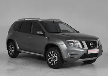 Nissan Terrano Вид 3
