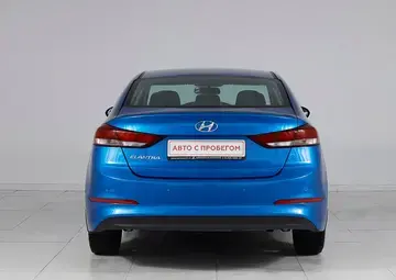 Hyundai Elantra Вид 5
