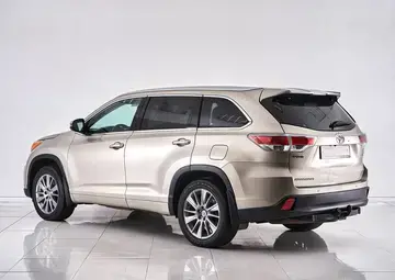 Toyota Highlander Вид 4