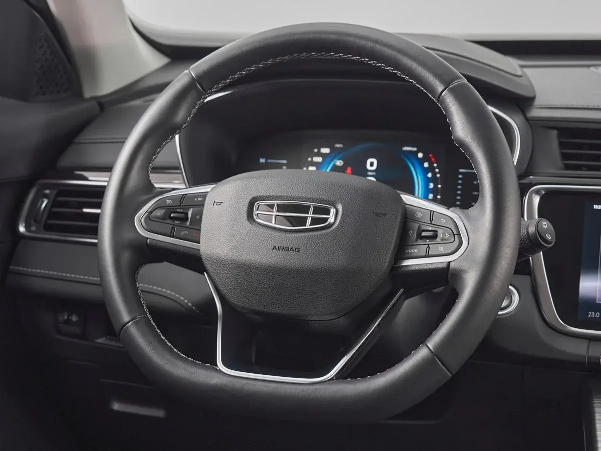Geely Atlas Pro