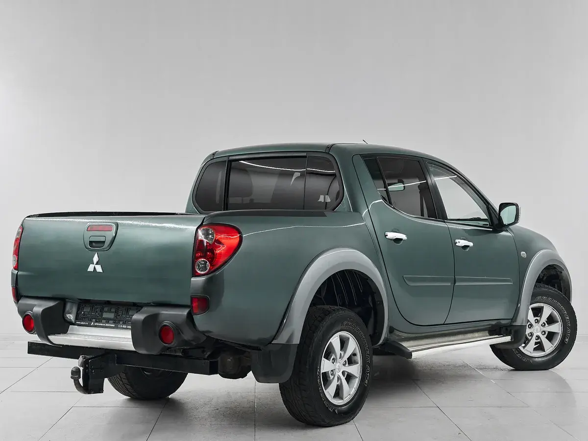 Mitsubishi L200