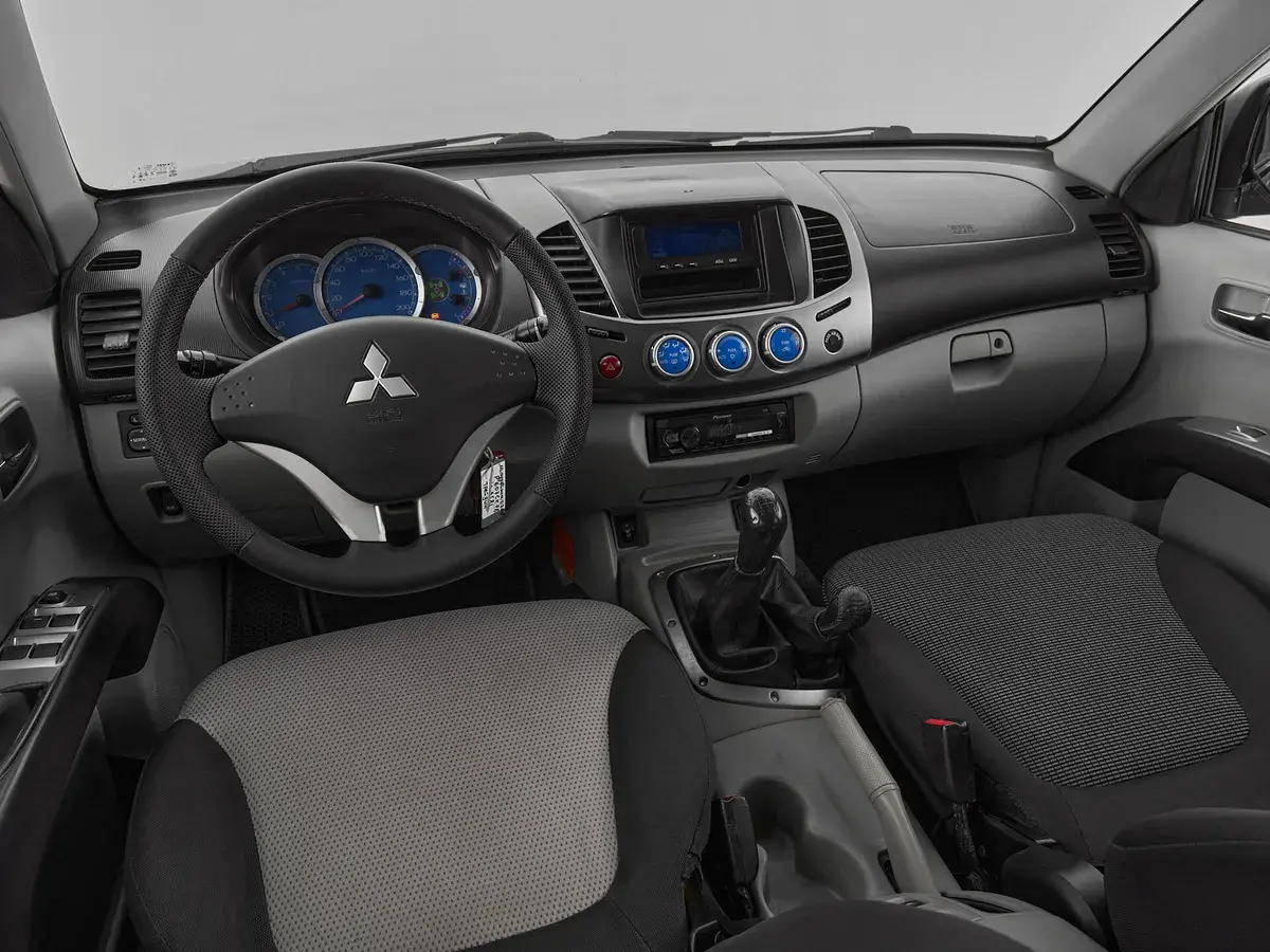 Mitsubishi L200