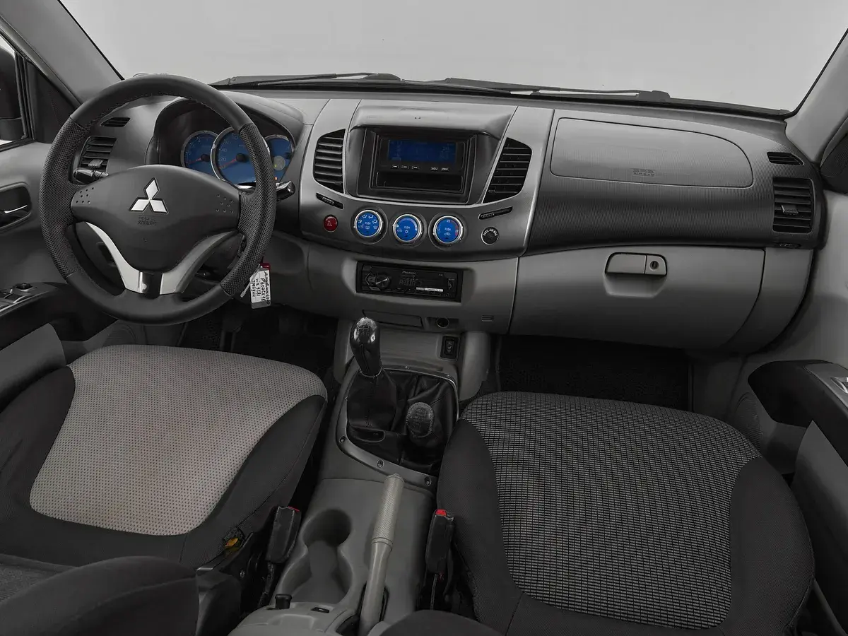 Mitsubishi L200