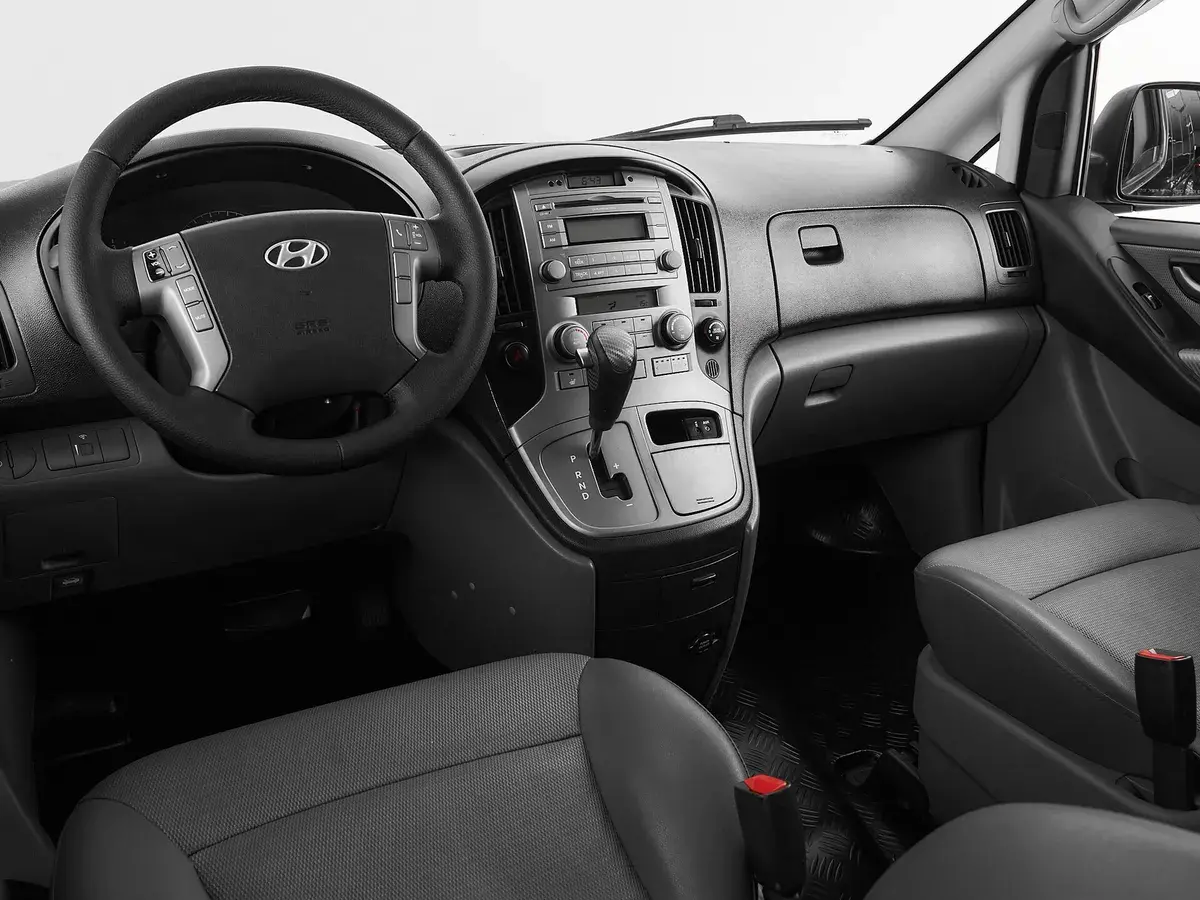 Hyundai Grand Starex