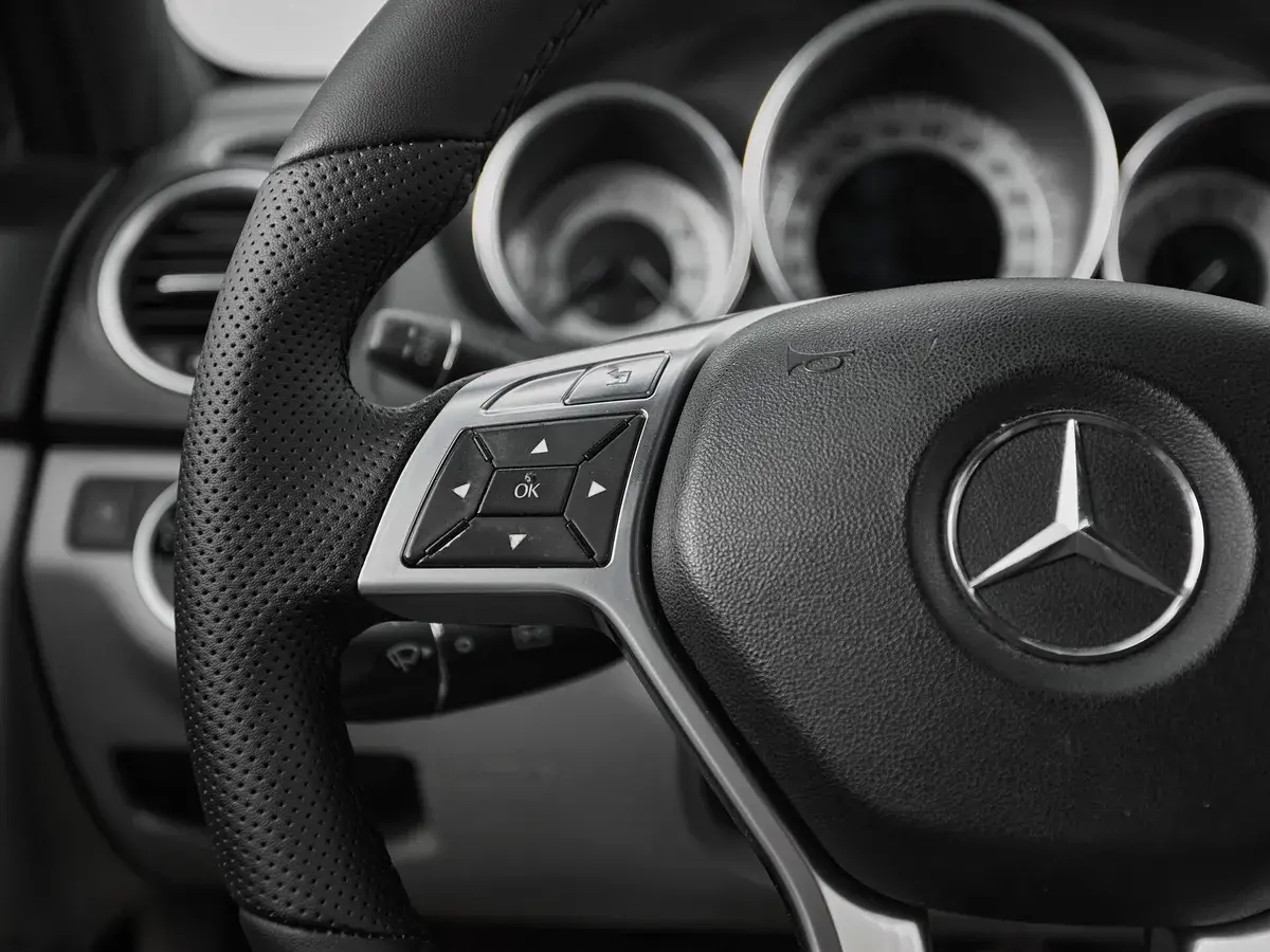 Mercedes benz C-Класс