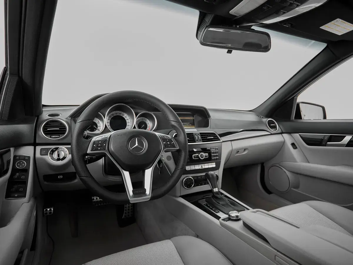 Mercedes benz C-Класс
