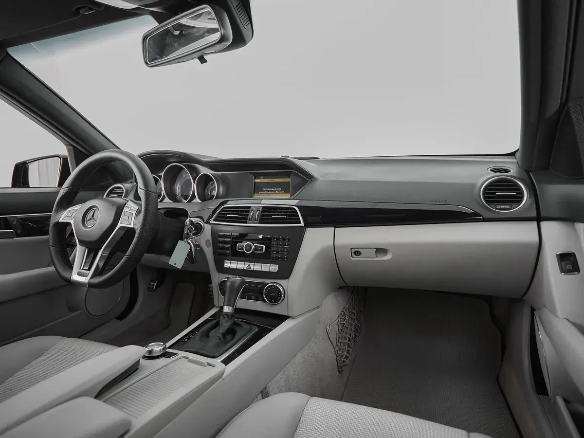 Mercedes benz C-Класс