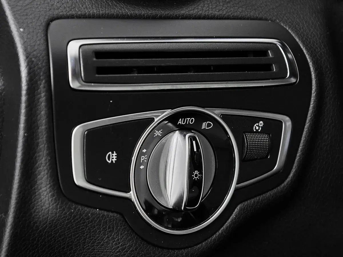 Mercedes benz C-Класс