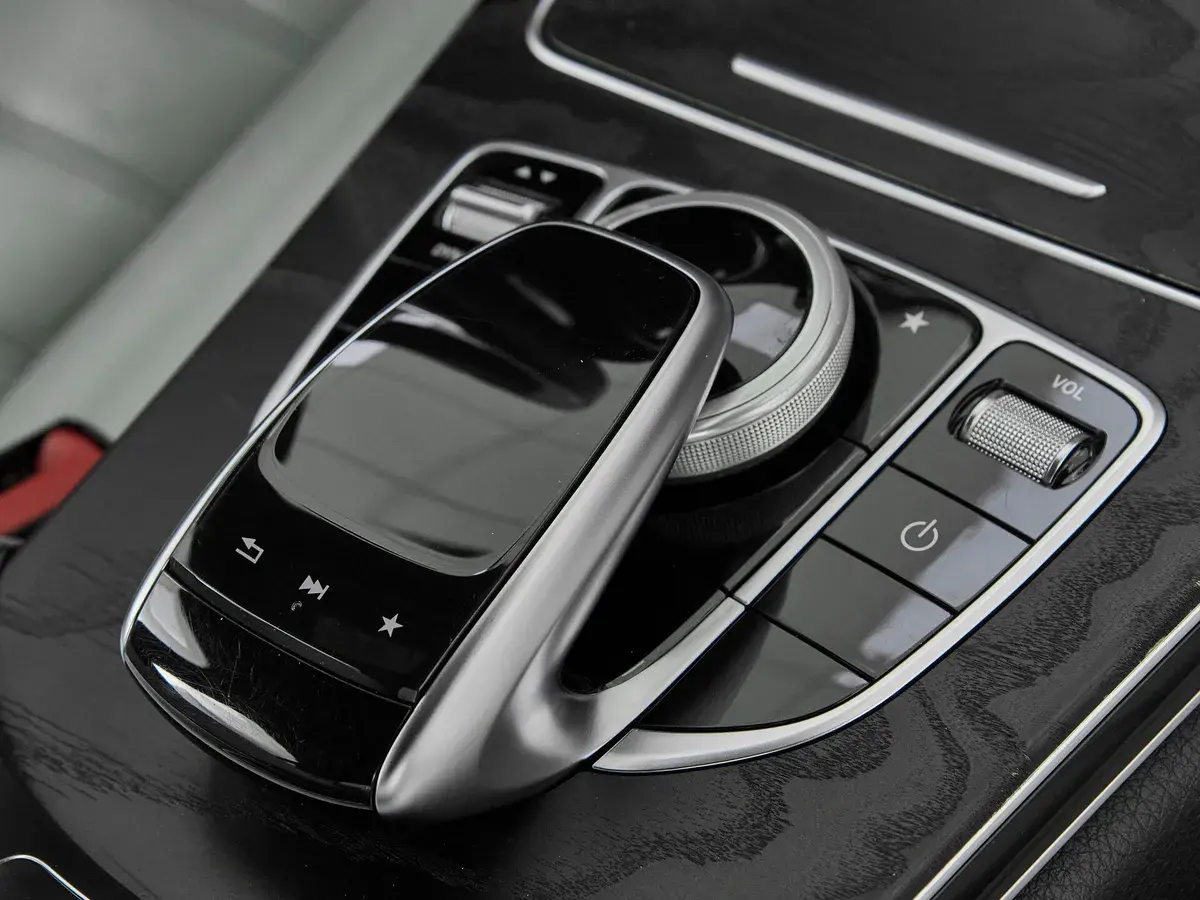Mercedes benz C-Класс