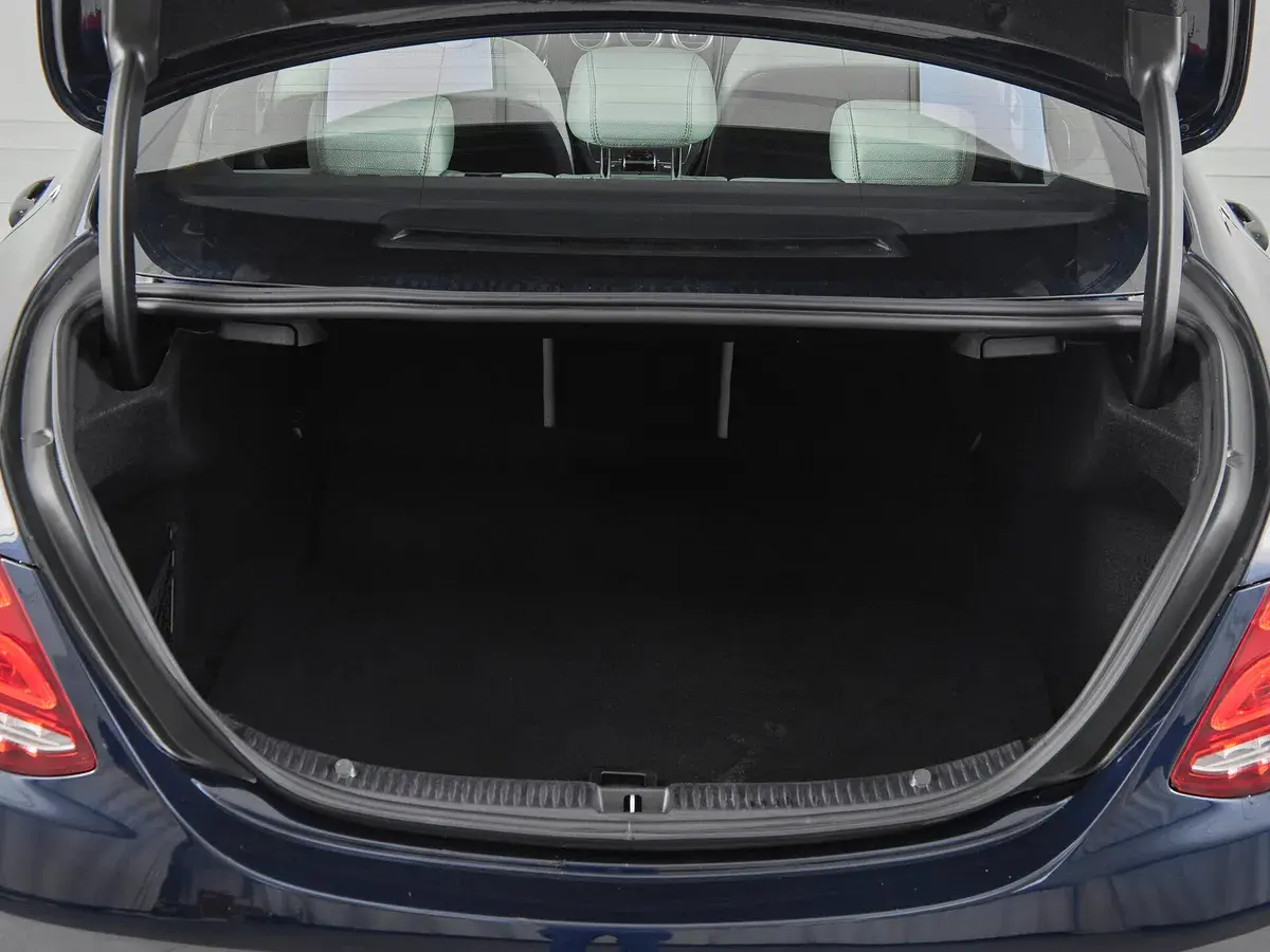 Mercedes benz C-Класс
