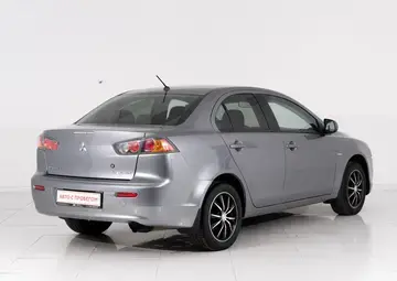 Mitsubishi Lancer Вид 4