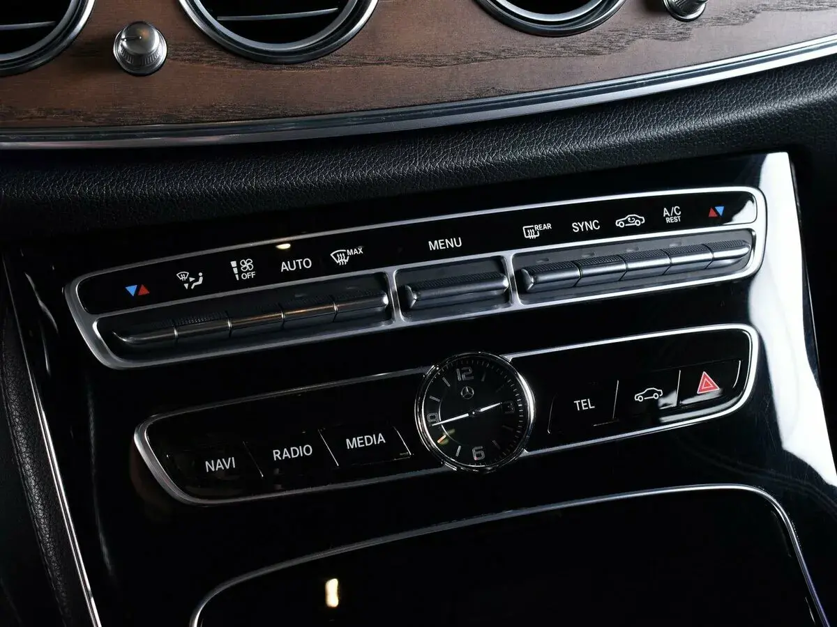 Mercedes benz E-Класс
