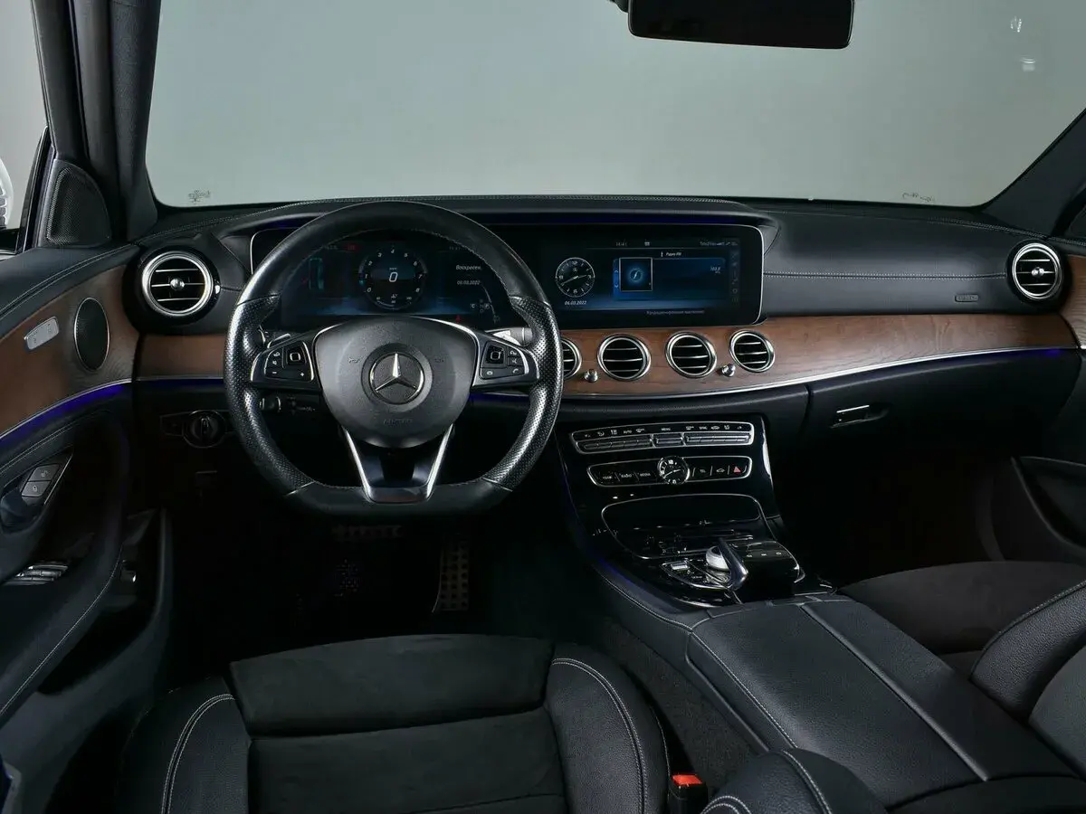 Mercedes benz E-Класс