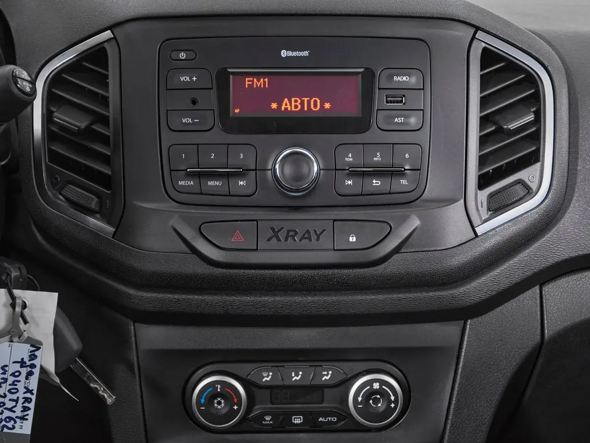Lada XRAY