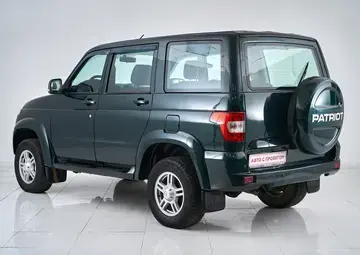 UAZ Патриот Вид 4