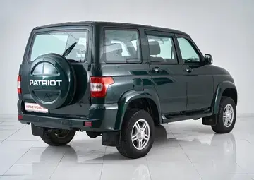 UAZ Патриот Вид 5