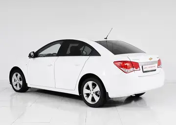 Chevrolet Cruze Вид 4