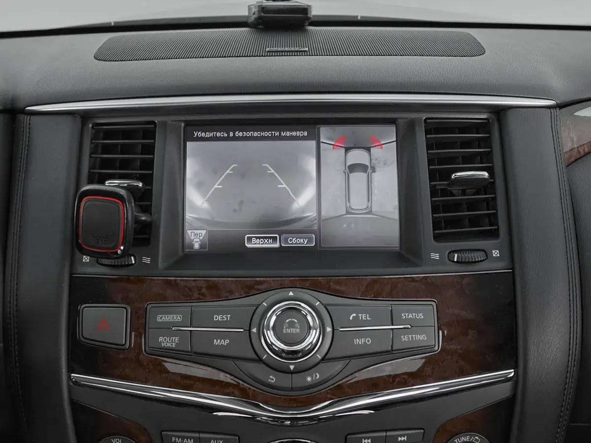 Infiniti QX56