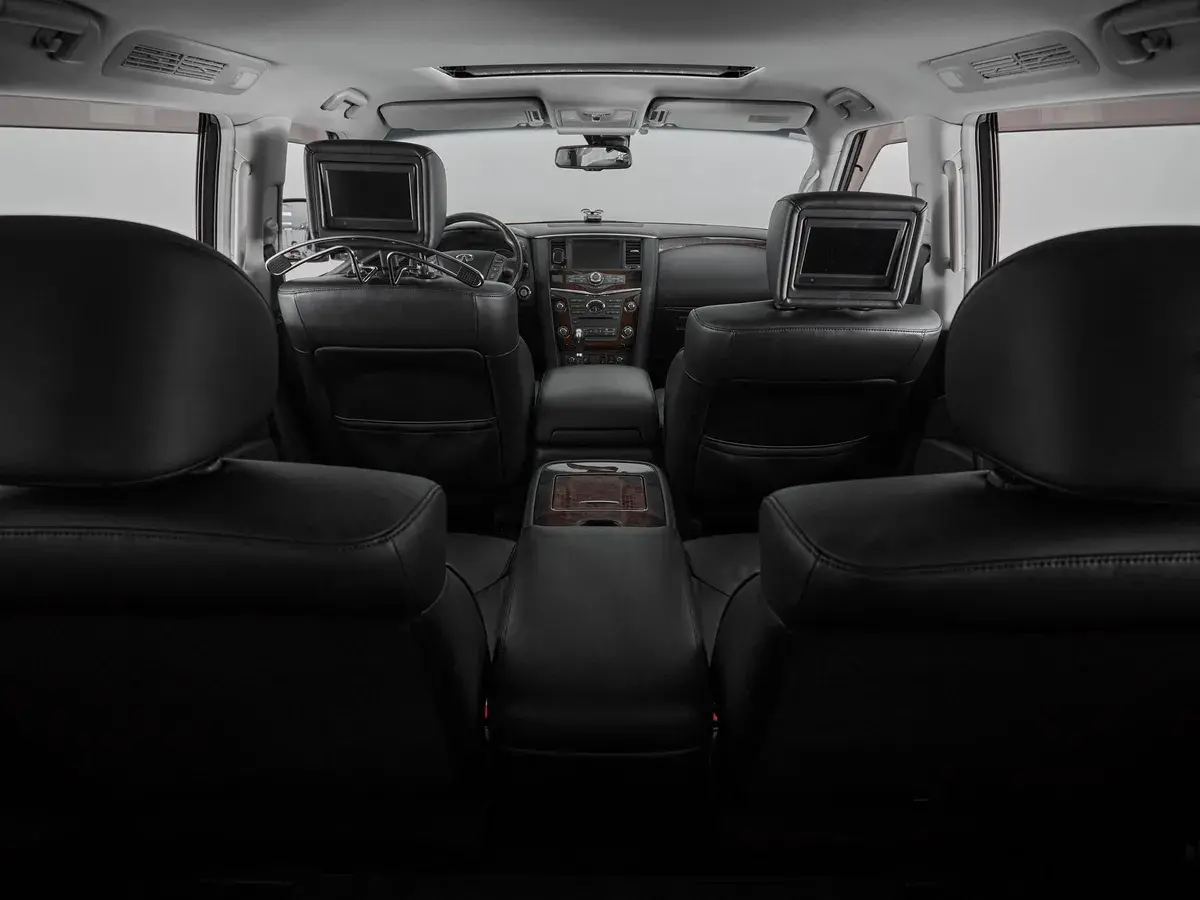 Infiniti QX56