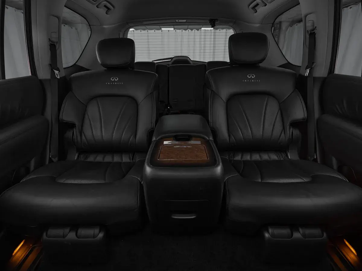 Infiniti QX56