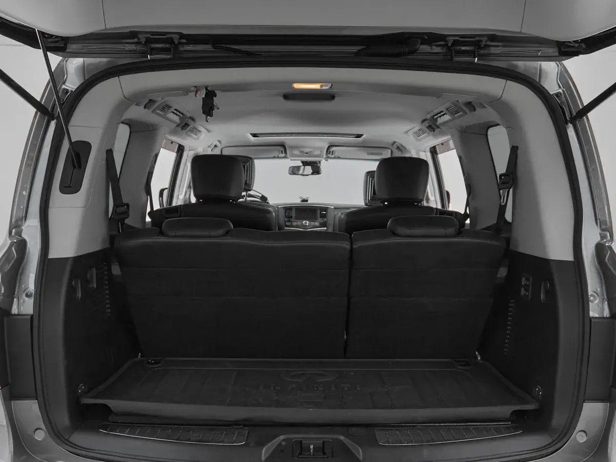 Infiniti QX56