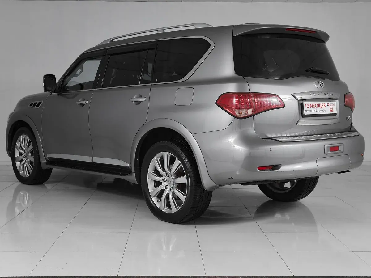 Infiniti QX56