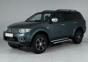 Mitsubishi Pajero Вид 1