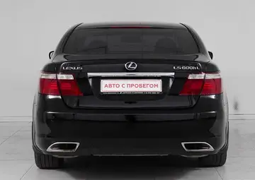 Lexus LS Вид 5