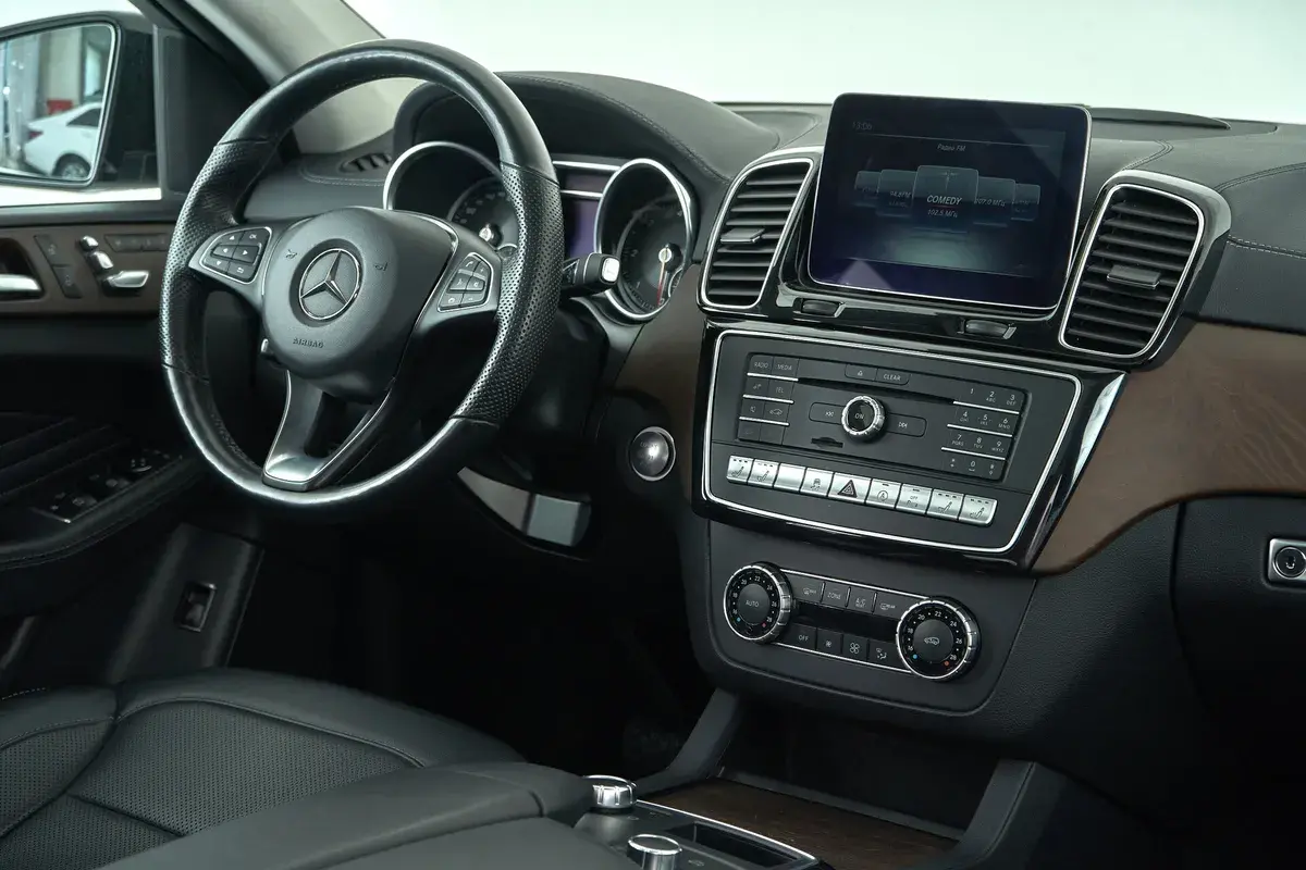 Mercedes benz GLE