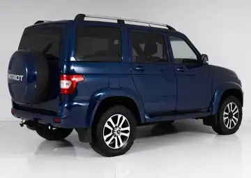 UAZ Патриот Вид 4