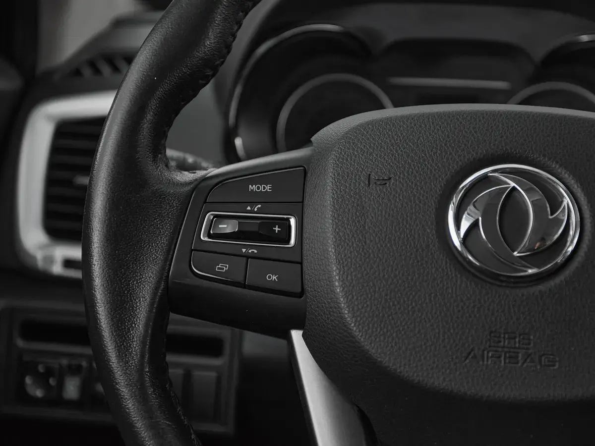 Dongfeng AX7