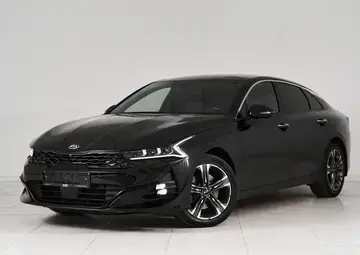 Kia K5 Вид 1