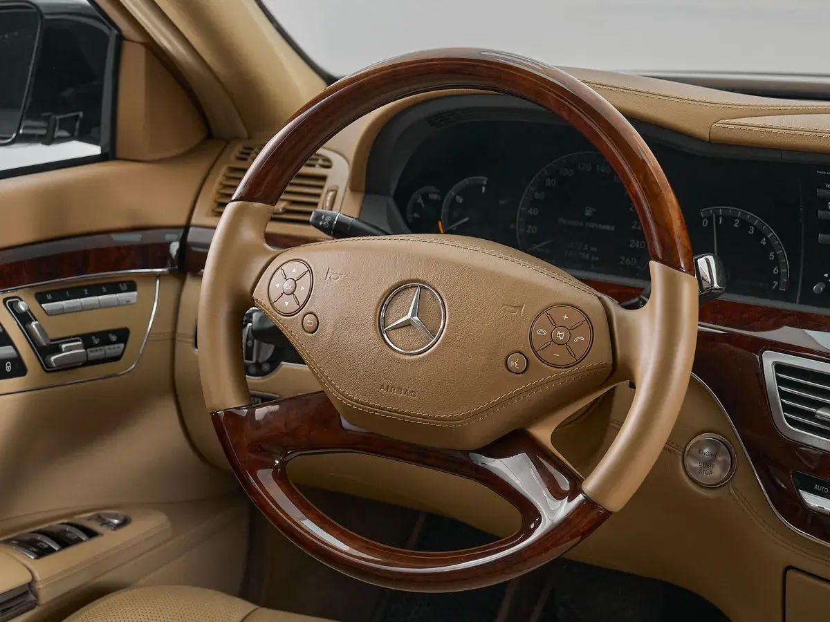 Mercedes benz S-Класс