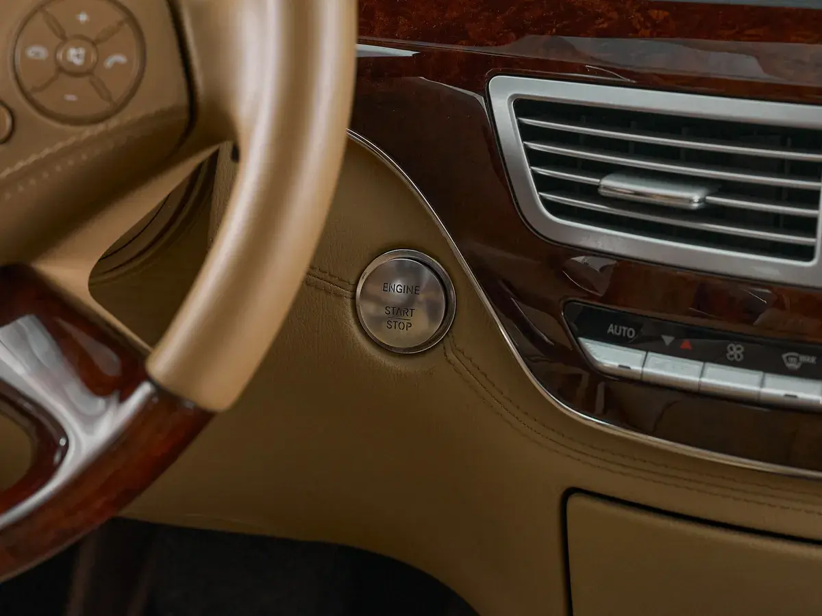Mercedes benz S-Класс