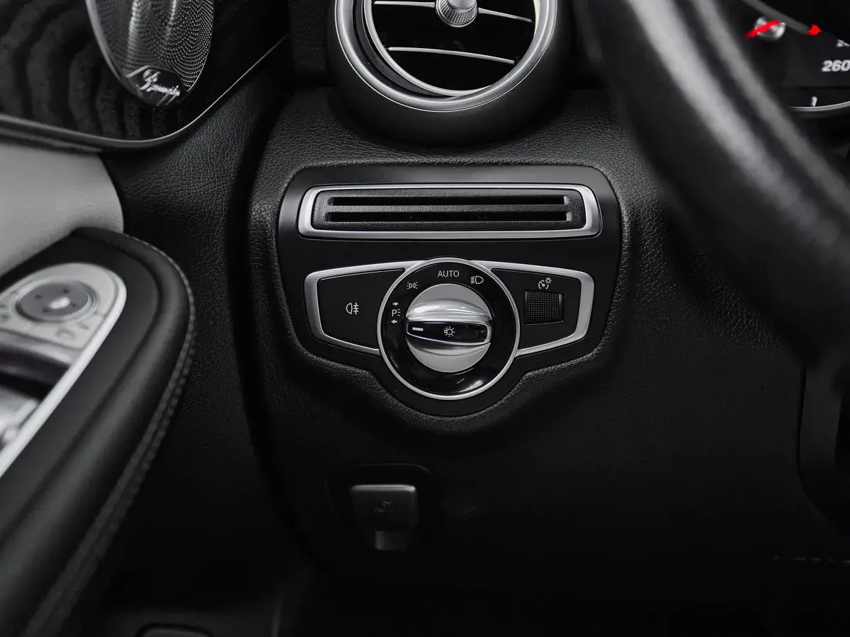 Mercedes benz C-Класс