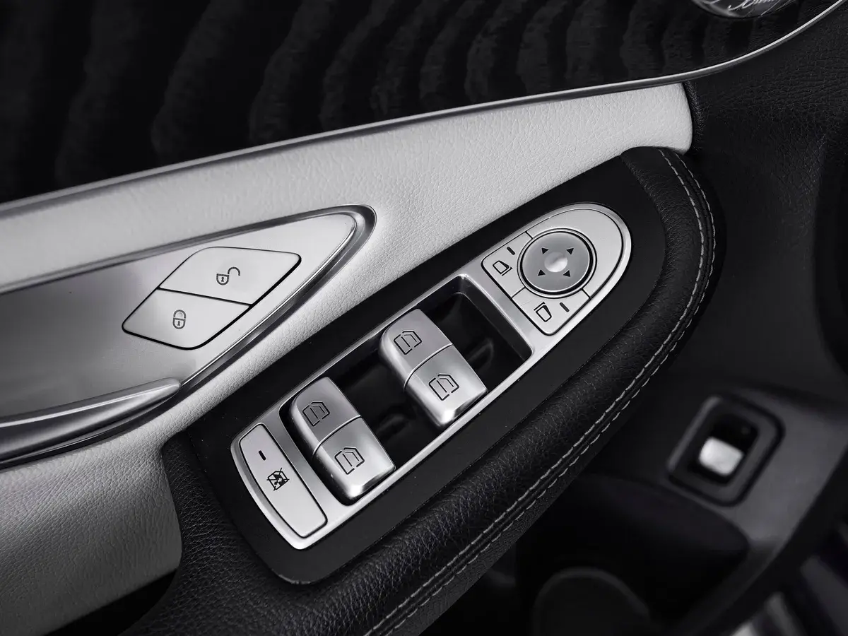 Mercedes benz C-Класс