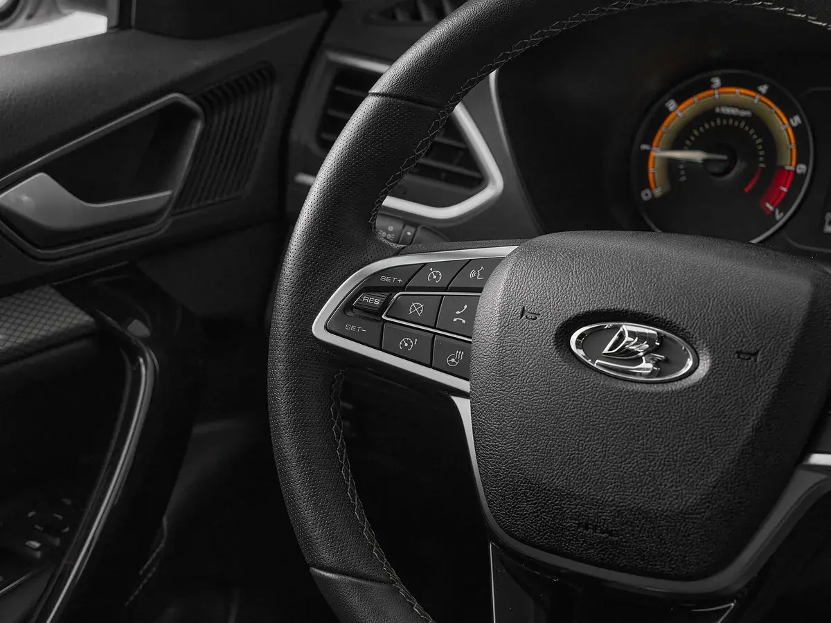 Lada Vesta