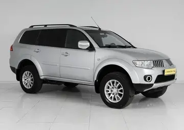 Mitsubishi Pajero Sport Вид 3