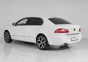 Skoda Superb Вид 4