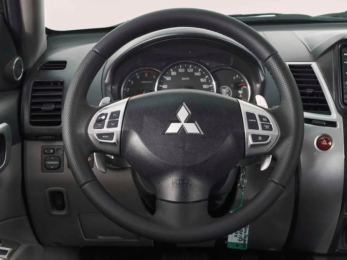 Mitsubishi Pajero Sport