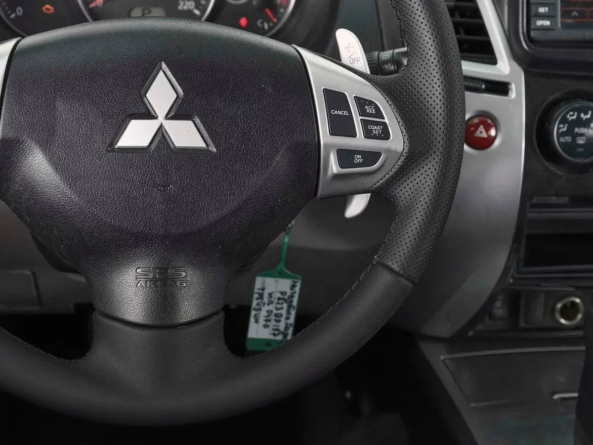 Mitsubishi Pajero Sport