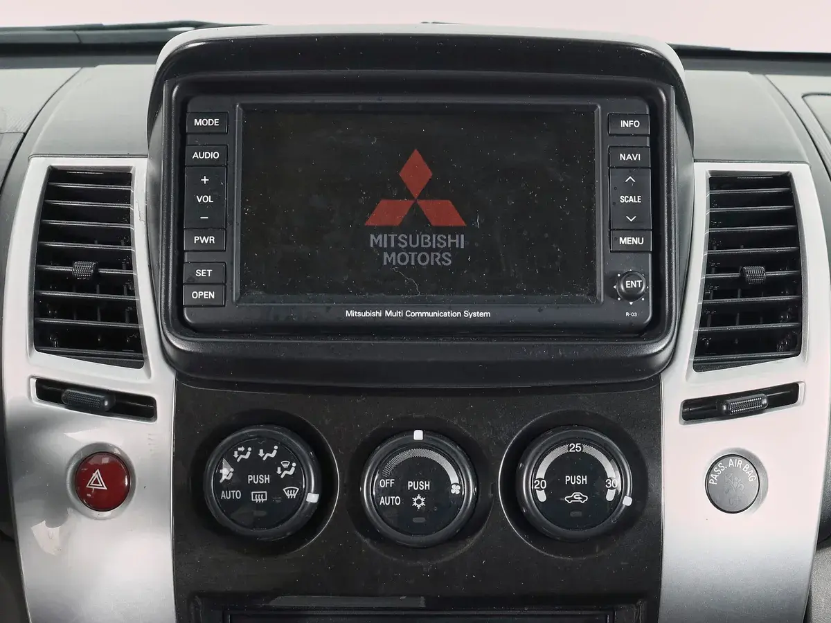 Mitsubishi Pajero Sport