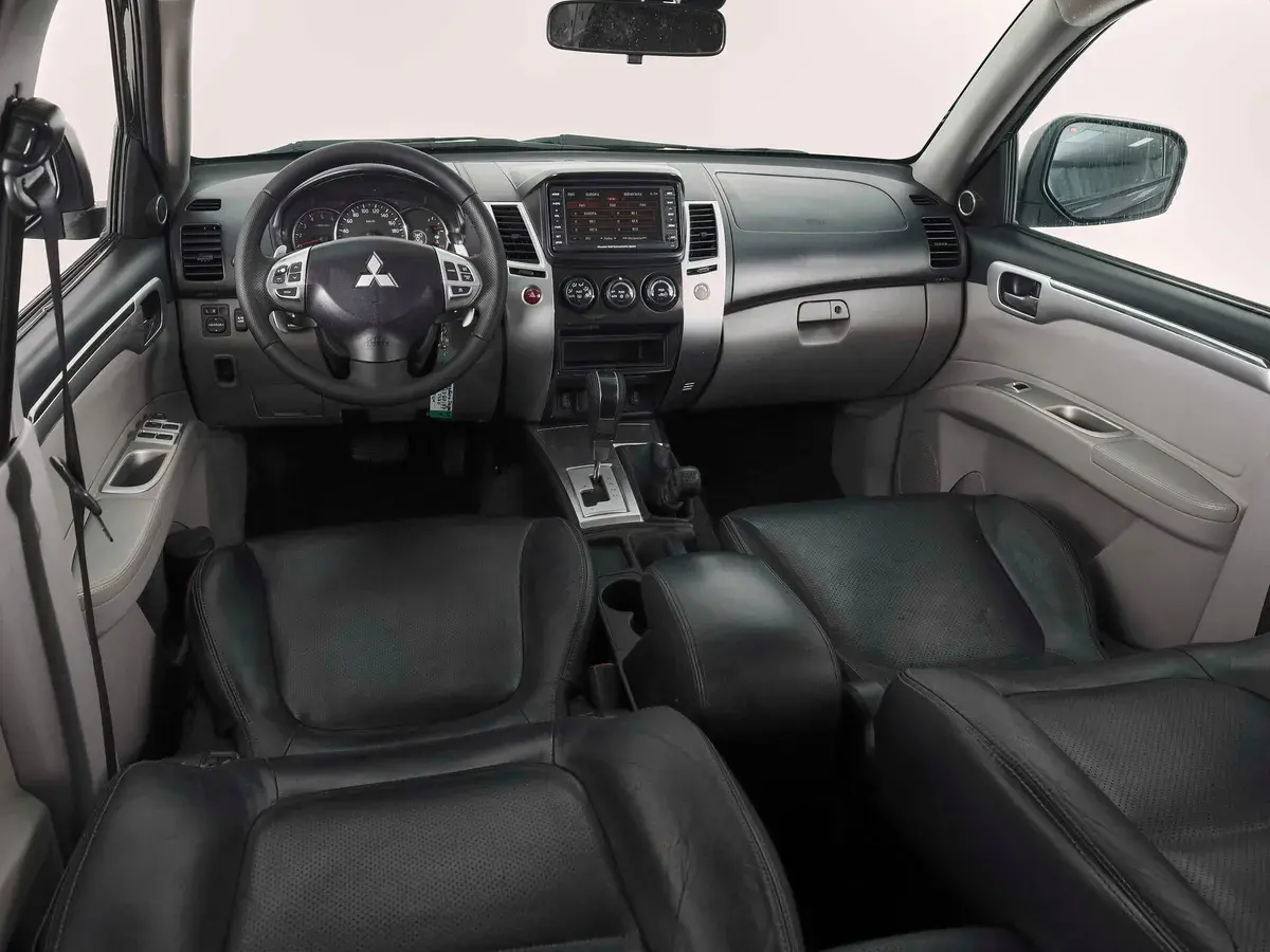 Mitsubishi Pajero Sport