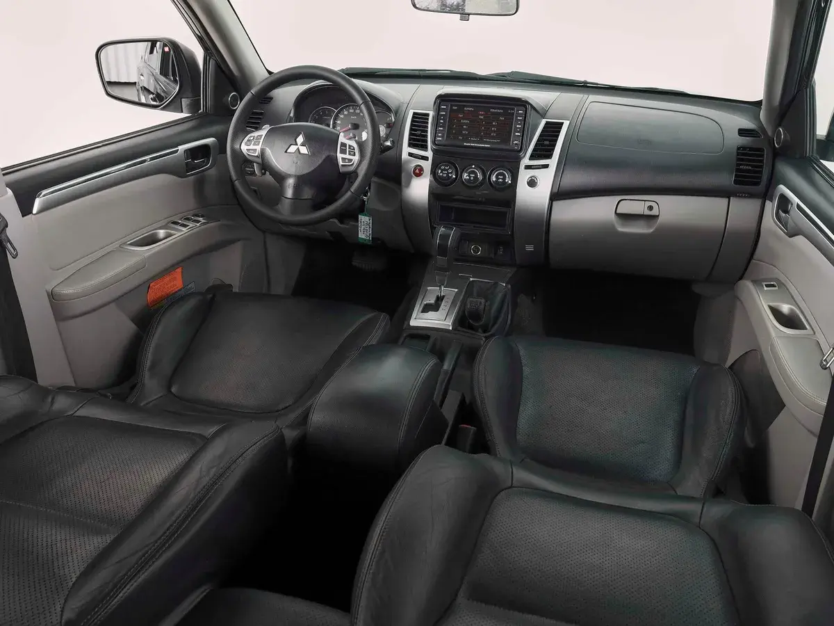 Mitsubishi Pajero Sport