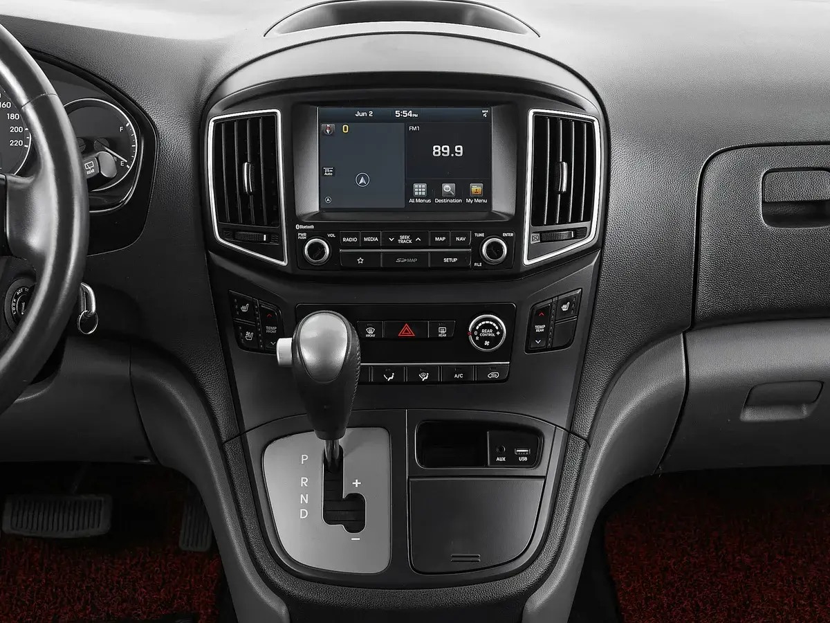 Hyundai Grand Starex