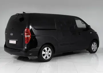 Hyundai Grand Starex Вид 4
