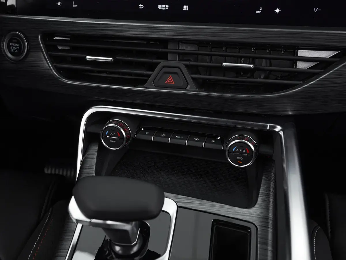 Geely Tugella