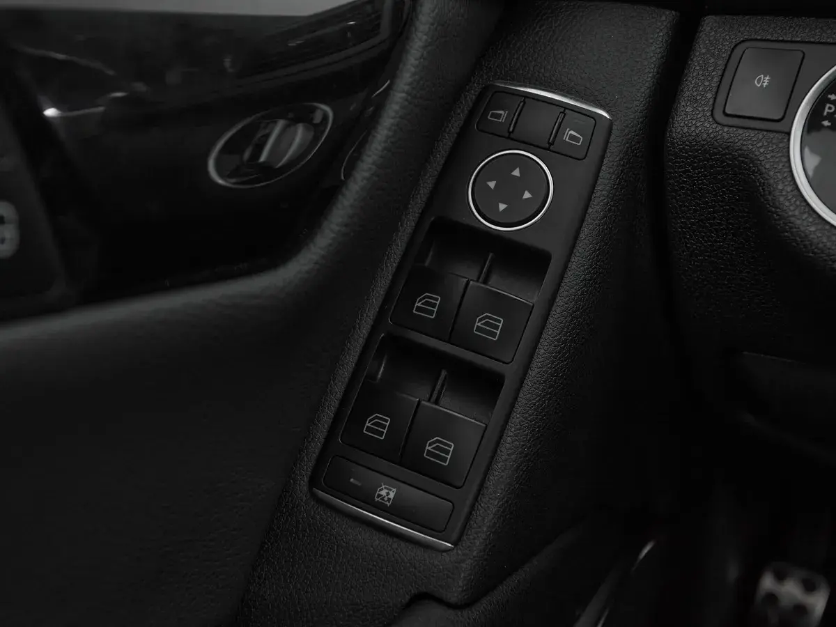 Mercedes benz C-Класс